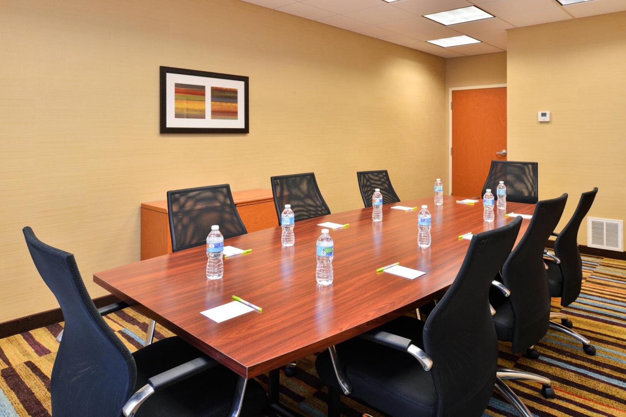 Fairfield Inn&Suites Cleveland Avon Buitenkant foto