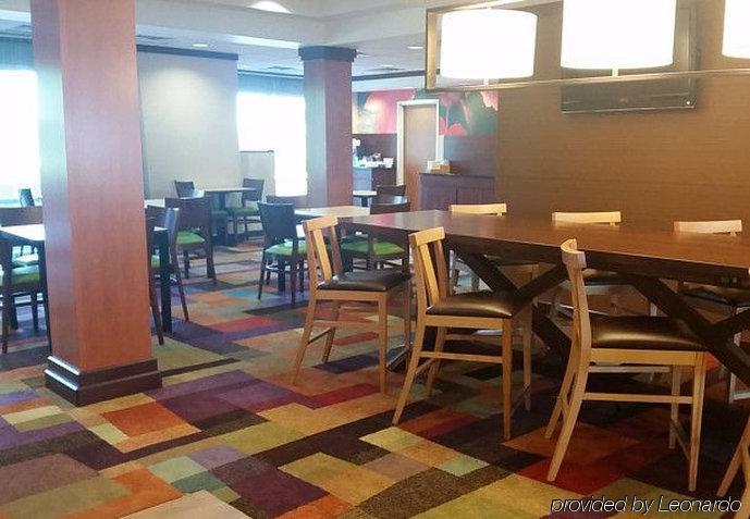 Fairfield Inn&Suites Cleveland Avon Buitenkant foto