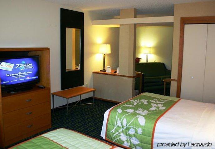 Fairfield Inn&Suites Cleveland Avon Kamer foto